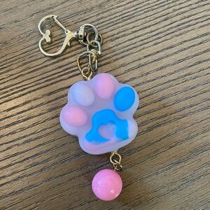 Cat paw resin keychain